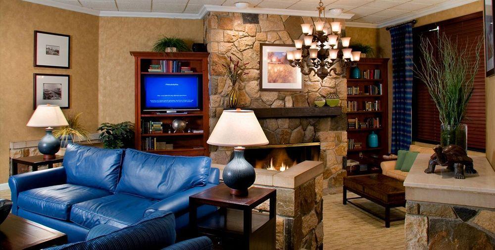 Ramada By Wyndham Greensburg Hotel & Conference Center Экстерьер фото